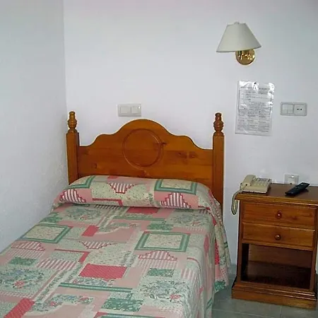 Hotel La Glorieta 2*