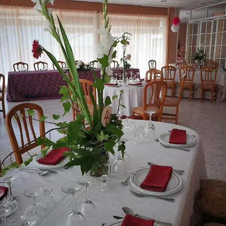 La Glorieta 바뇨스 데 몬테마요르